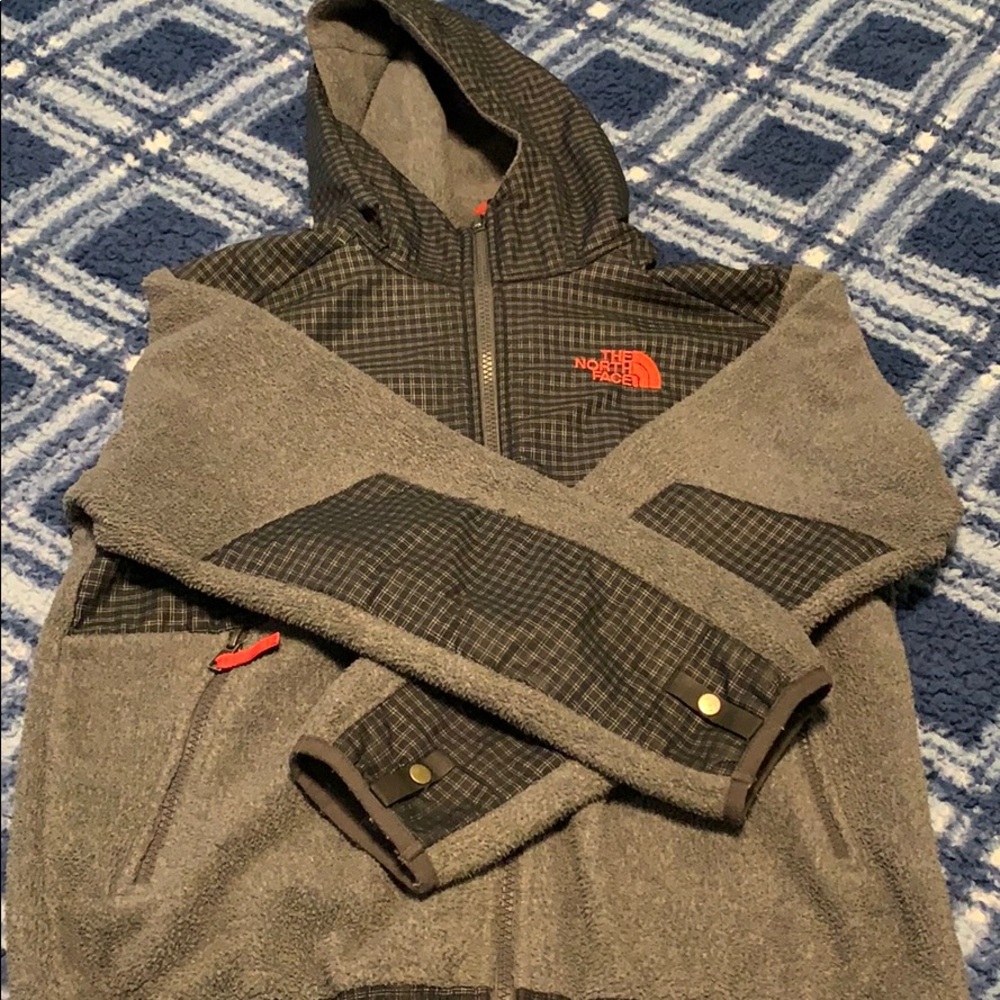 North face boys jacket